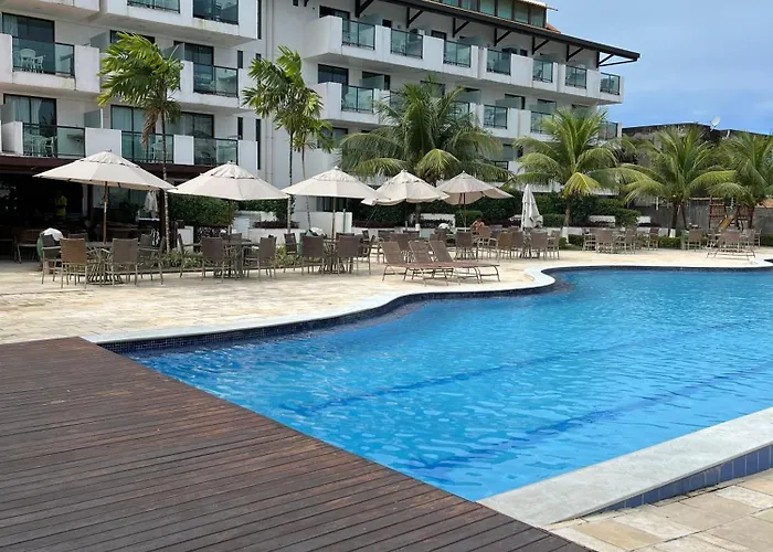 Flat Laguna Beach Vista Piscina 1 km Praia Principal